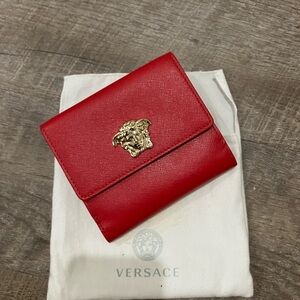 Versace women’s wallet